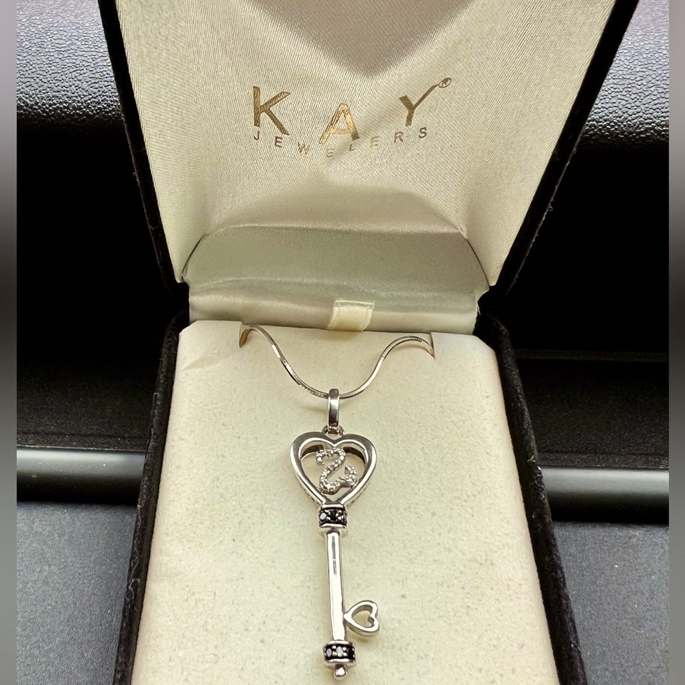 Kay Jewelrys Open Hearts Key By Jane SSIL